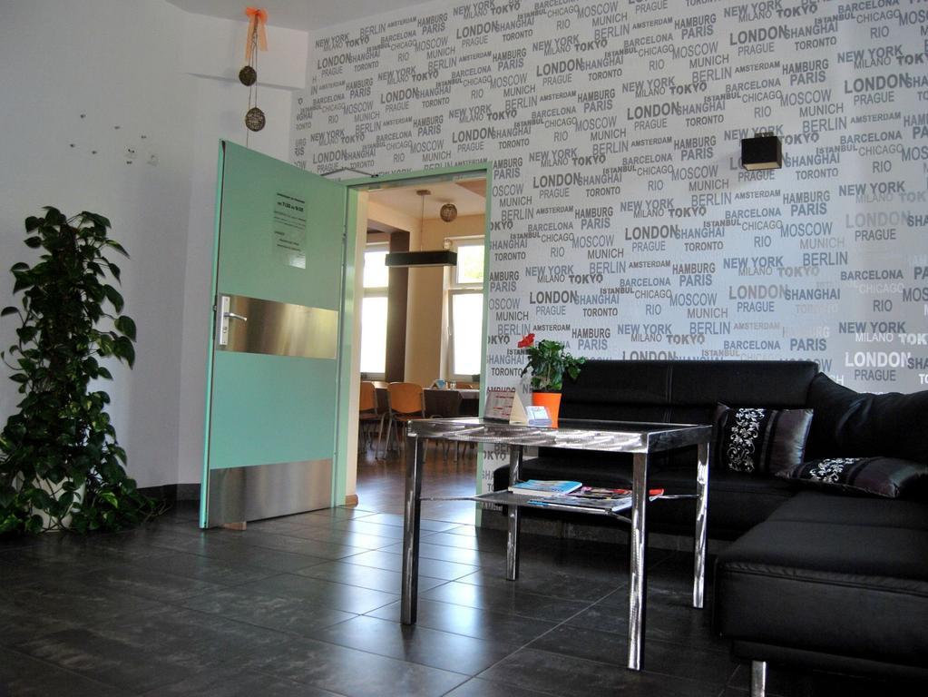 Hostel24 Bed&Breakfast Bydgoszcz Exterior photo