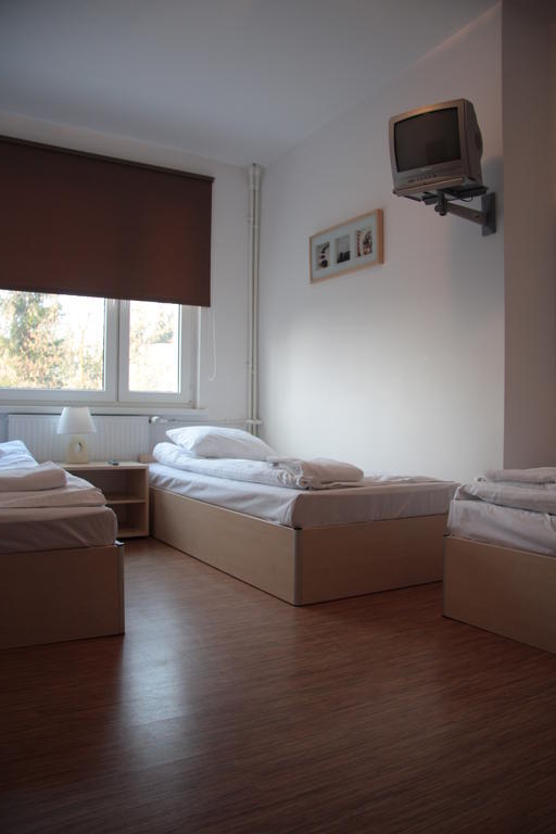 Hostel24 Bed&Breakfast Bydgoszcz Room photo